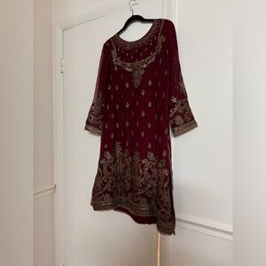 Brand new 3pc fancy suit